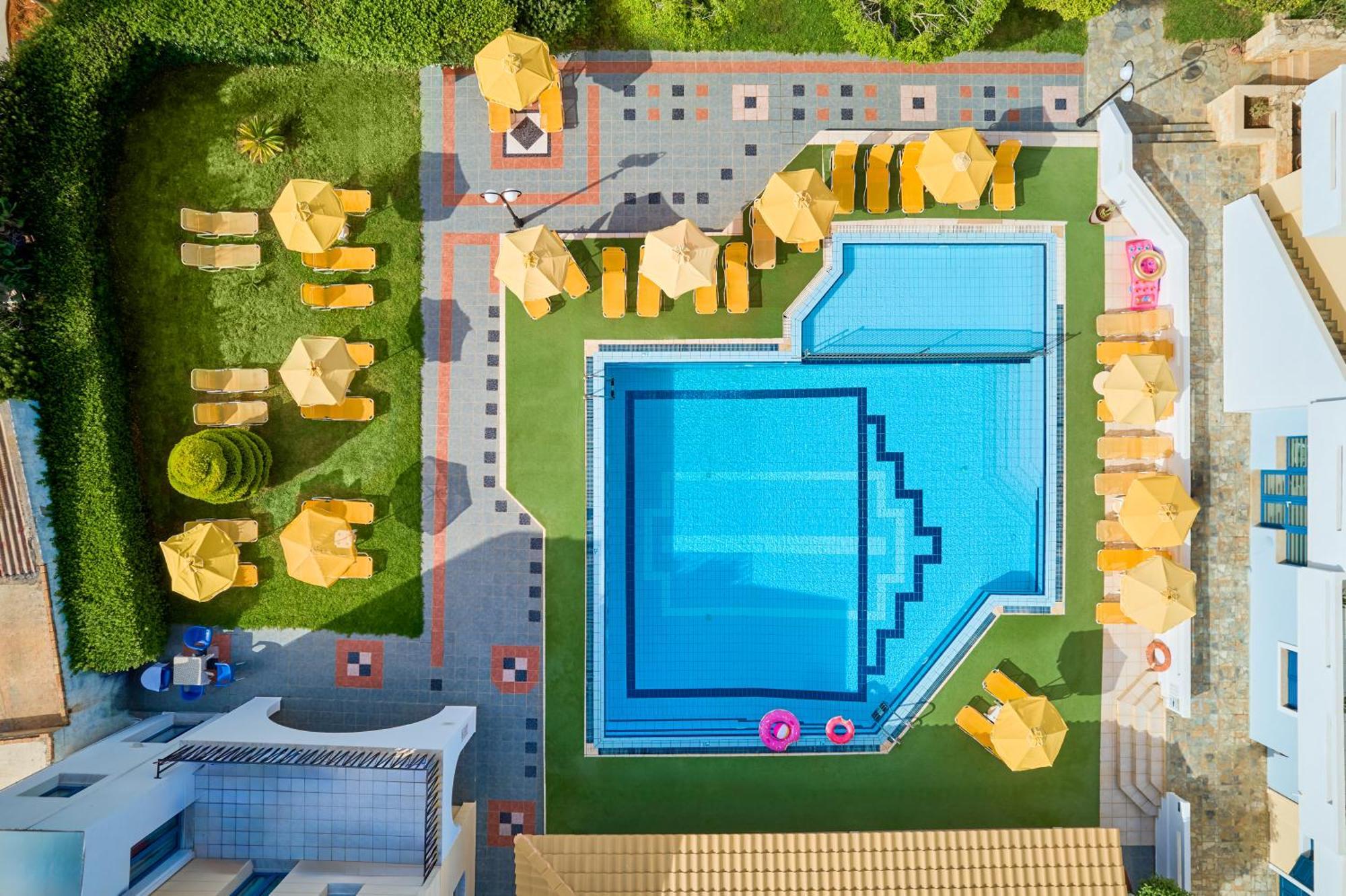 Artemis Apartments Gouves Exterior foto